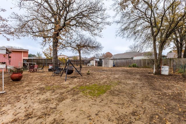 216 Creekstone Court, Seagoville, TX 75159