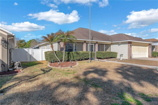 2332 TOWERING OAKS CIRCLE, Seffner, FL 33584