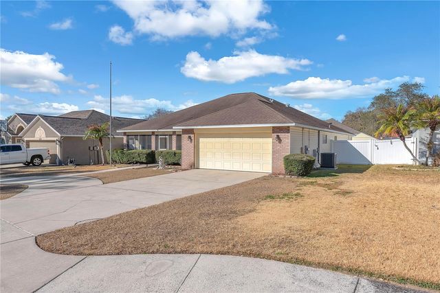 2332 TOWERING OAKS CIRCLE, Seffner, FL 33584