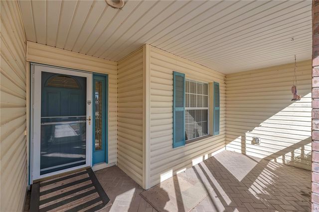 2332 TOWERING OAKS CIRCLE, Seffner, FL 33584