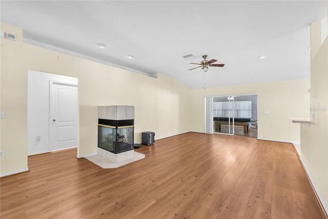 2332 TOWERING OAKS CIRCLE, Seffner, FL 33584