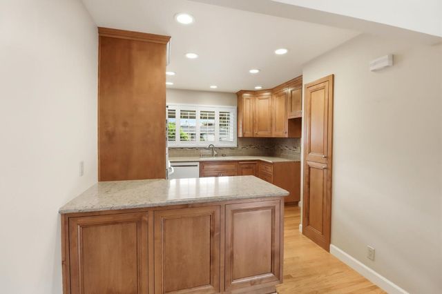 5064 Trenary Way, San Jose, CA 95118