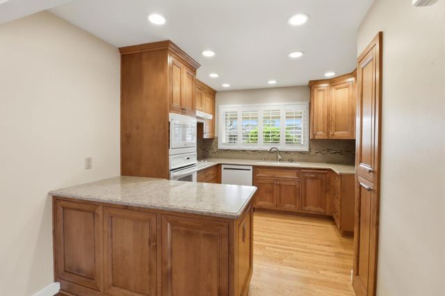 5064 Trenary Way, San Jose, CA 95118