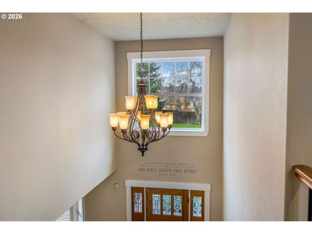 3796 ILLAHE HILL Rd S, Salem, OR 97302