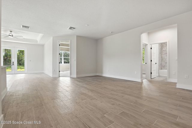 2065 Tahoe Avenue SE, Palm Bay, FL 32909