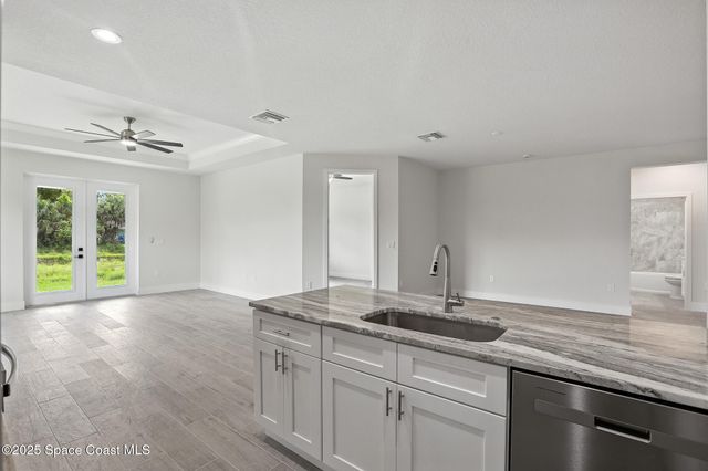 2065 Tahoe Avenue SE, Palm Bay, FL 32909