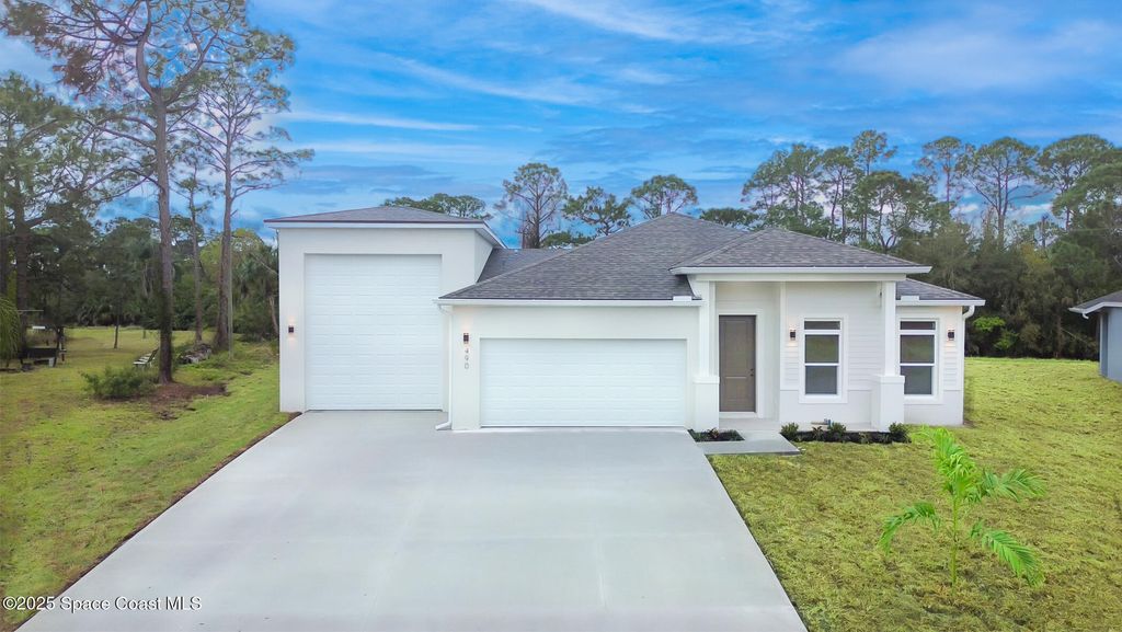 2065 Tahoe Avenue SE, Palm Bay, FL 32909