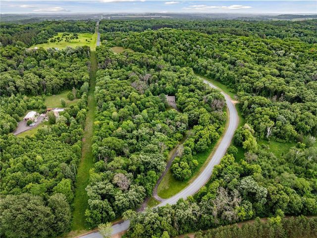 413 210th Avenue, Somerset, WI 54025