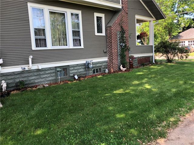 11 S 5th Street, Black River Falls, WI 54615