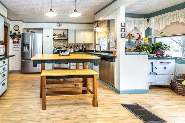 11 S 5th Street, Black River Falls, WI 54615