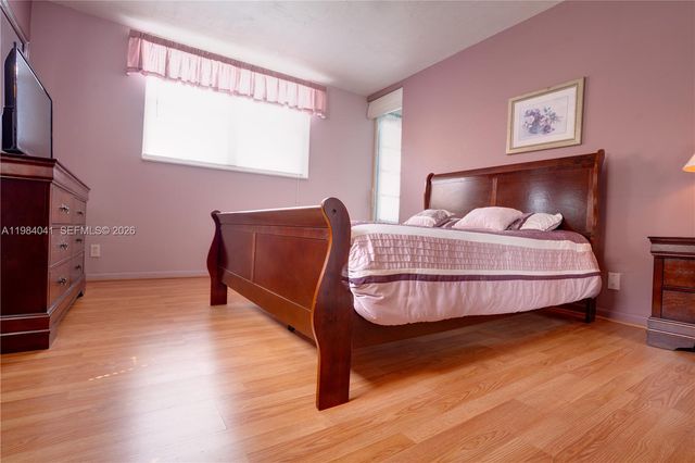 2841 Somerset Dr 318, Lauderdale Lakes, FL 33311