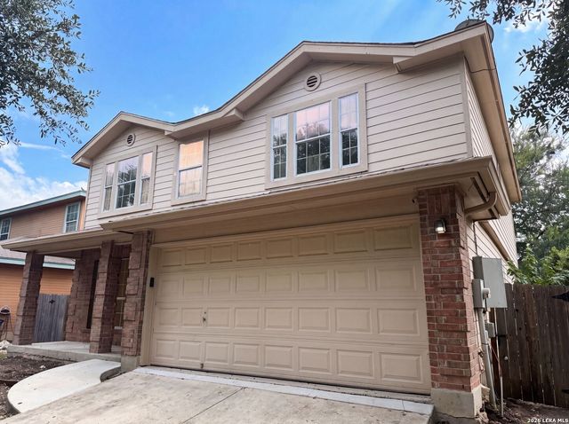 2648 HUNT ST, New Braunfels, TX 78130