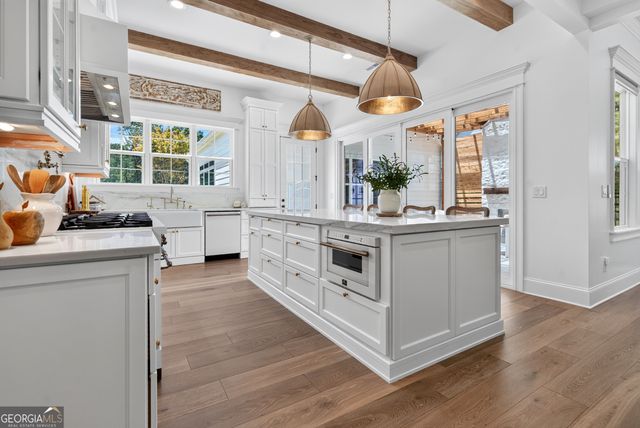 140 NORTHSHORE AT REDWINE Drive, Newnan, GA 30263