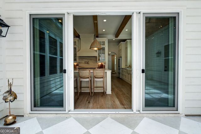 140 NORTHSHORE AT REDWINE Drive, Newnan, GA 30263
