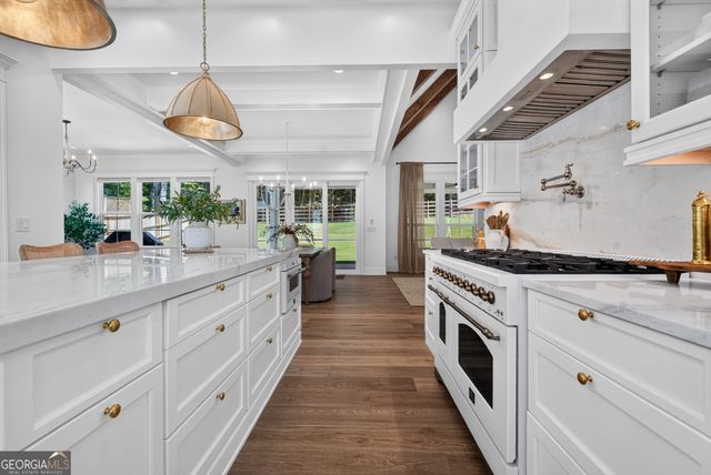 140 NORTHSHORE AT REDWINE Drive, Newnan, GA 30263