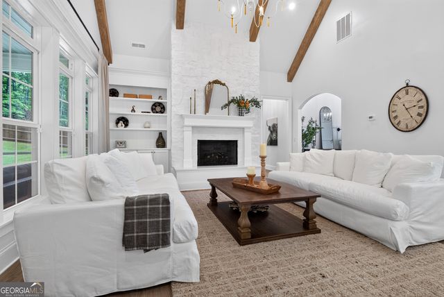 140 NORTHSHORE AT REDWINE Drive, Newnan, GA 30263