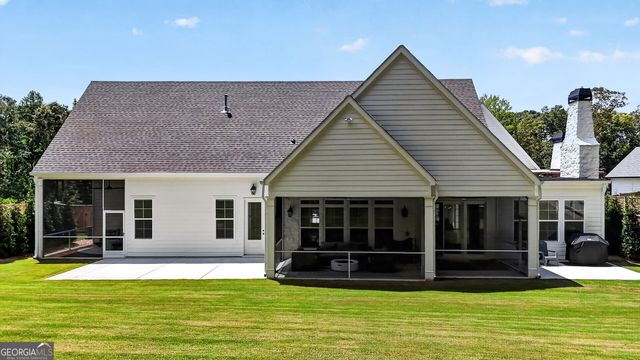 140 NORTHSHORE AT REDWINE Drive, Newnan, GA 30263
