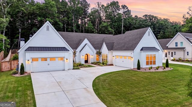 140 NORTHSHORE AT REDWINE Drive, Newnan, GA 30263