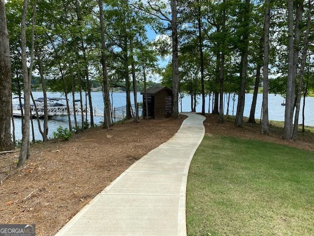 140 NORTHSHORE AT REDWINE Drive, Newnan, GA 30263