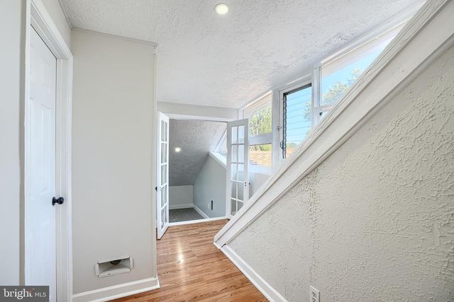 25 CRAFTON RD, Essex, MD 21221