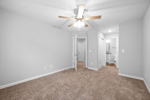 941 Cumberland Dr, Clarksville, TN 37040