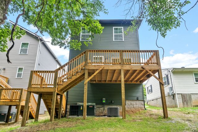 941 Cumberland Dr, Clarksville, TN 37040