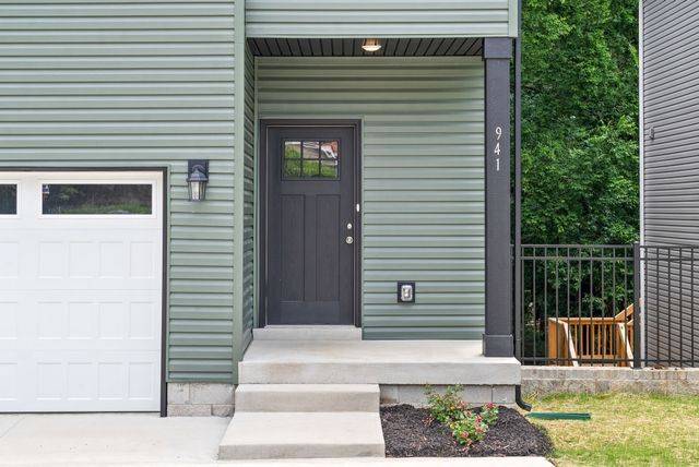 941 Cumberland Dr, Clarksville, TN 37040