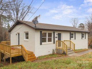 3272 Wilson Heights Drive, Hildebran, NC 28637