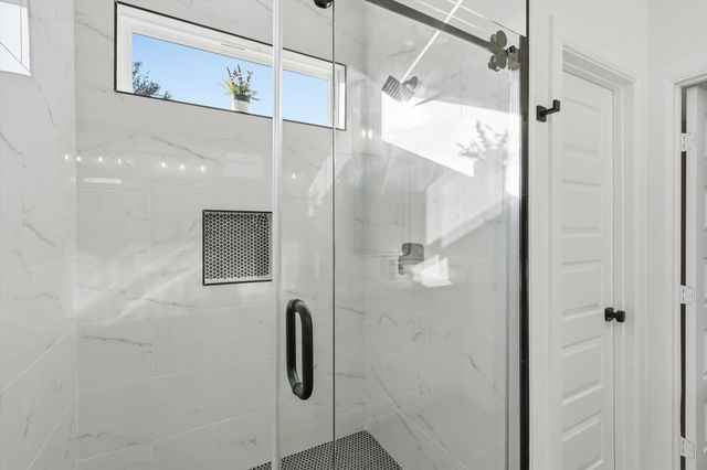 5428 Stephanie Drive, Haltom City, TX 76117