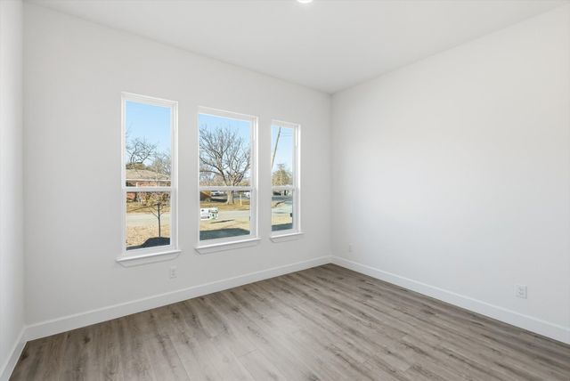 5428 Stephanie Drive, Haltom City, TX 76117