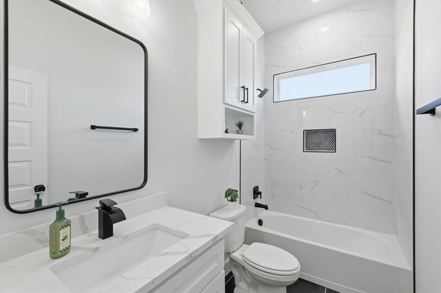 5428 Stephanie Drive, Haltom City, TX 76117