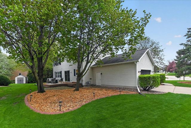 1200 Spahn Drive, Waunakee, WI 53597