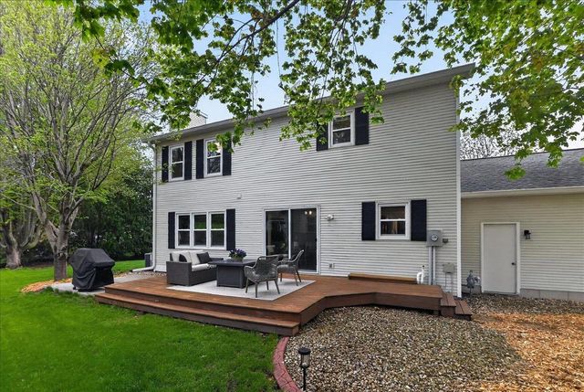 1200 Spahn Drive, Waunakee, WI 53597