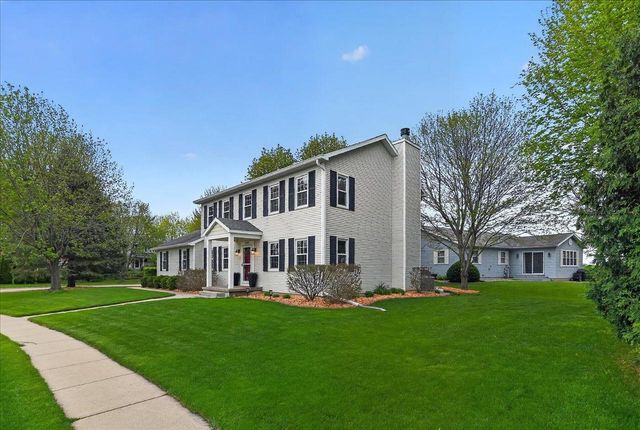 1200 Spahn Drive, Waunakee, WI 53597