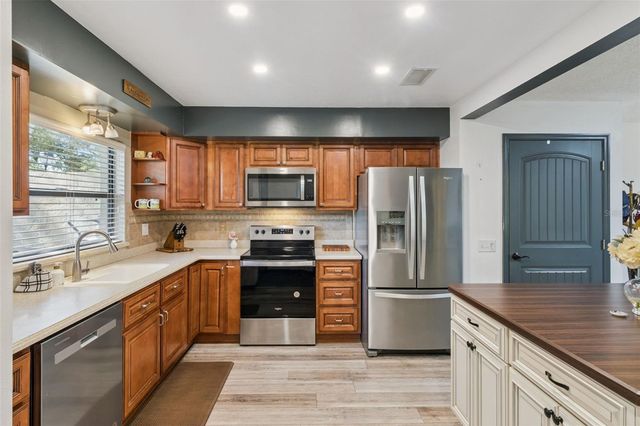 664 CLUBHOUSE ROAD, Winter Haven, FL 33884