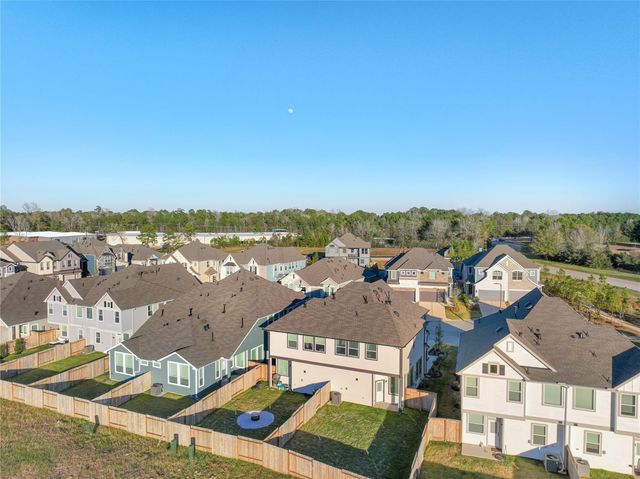 632 Silver Pear Ct, Montgomery, TX 77316