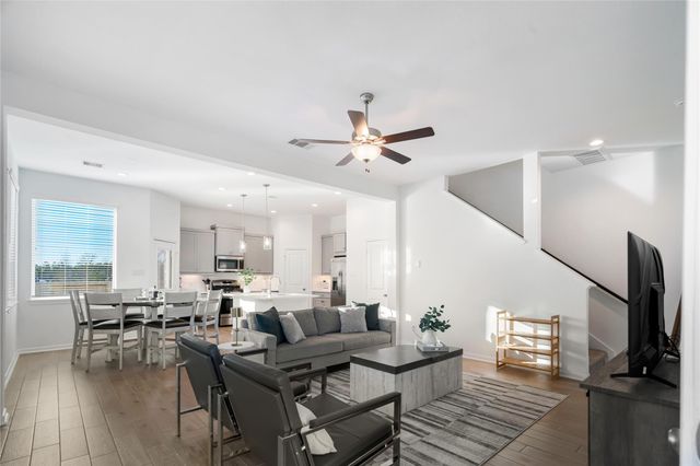 632 Silver Pear Ct, Montgomery, TX 77316