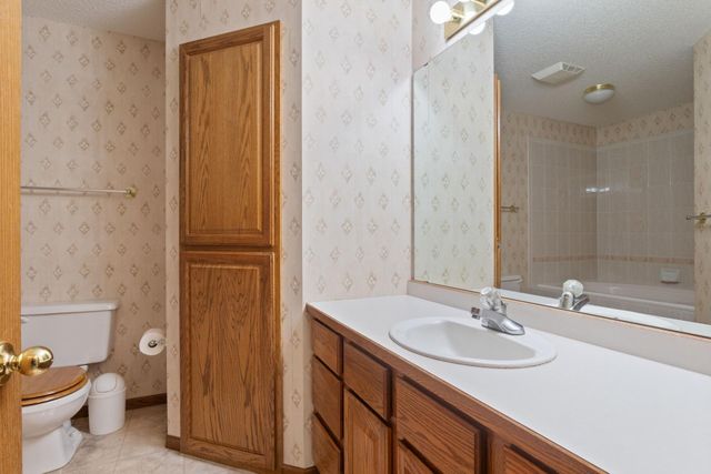 13136 Vintage Street NW, Coon Rapids, MN 55448