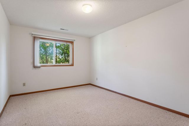 13136 Vintage Street NW, Coon Rapids, MN 55448