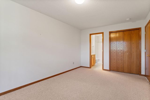 13136 Vintage Street NW, Coon Rapids, MN 55448