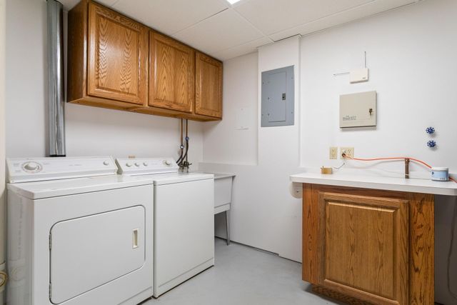 13136 Vintage Street NW, Coon Rapids, MN 55448