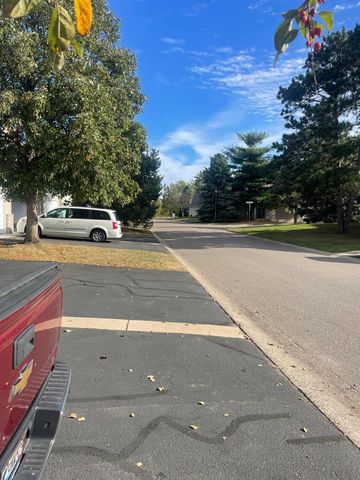 13136 Vintage Street NW, Coon Rapids, MN 55448