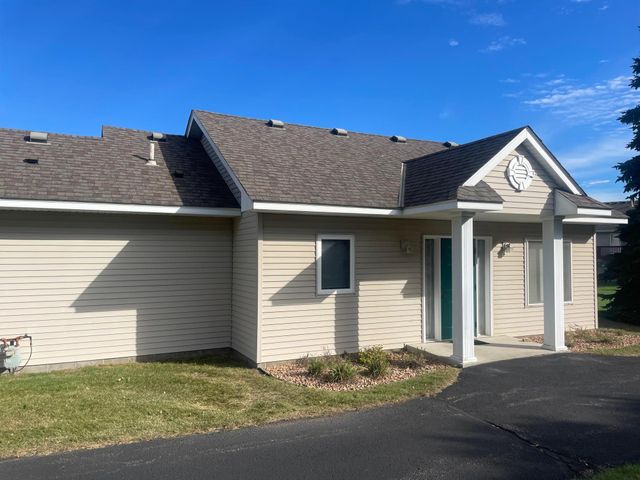 13136 Vintage Street NW, Coon Rapids, MN 55448