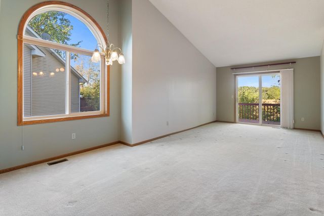 13136 Vintage Street NW, Coon Rapids, MN 55448