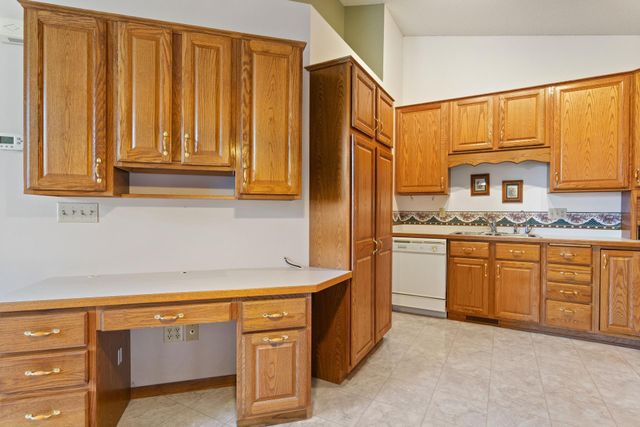 13136 Vintage Street NW, Coon Rapids, MN 55448