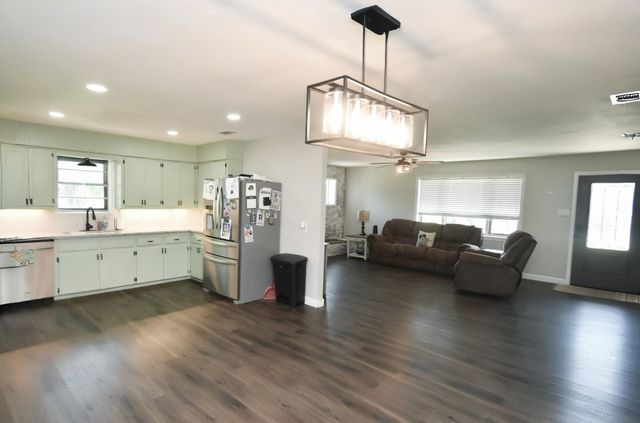 258 County Road 3199, Winnsboro, TX 75494