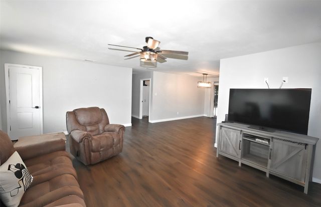 258 County Road 3199, Winnsboro, TX 75494