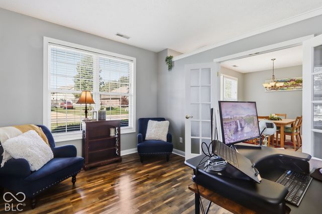 8035 Meadow Bend Lane, Indianapolis, IN 46259