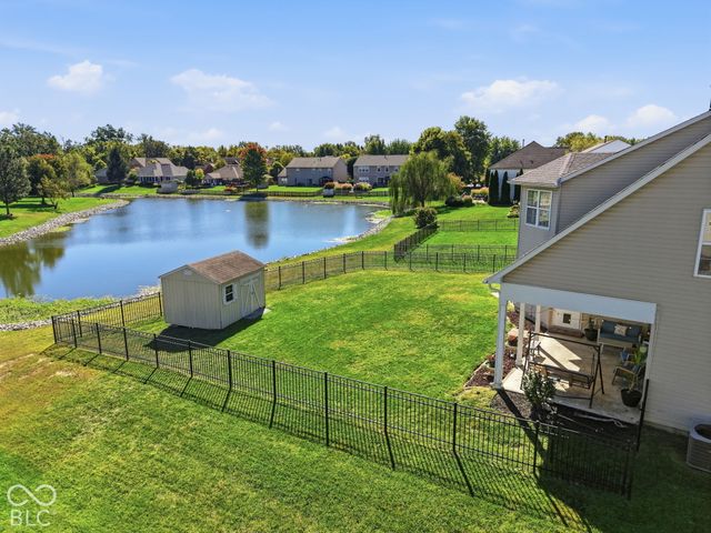 8035 Meadow Bend Lane, Indianapolis, IN 46259