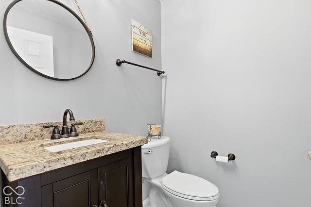 8035 Meadow Bend Lane, Indianapolis, IN 46259